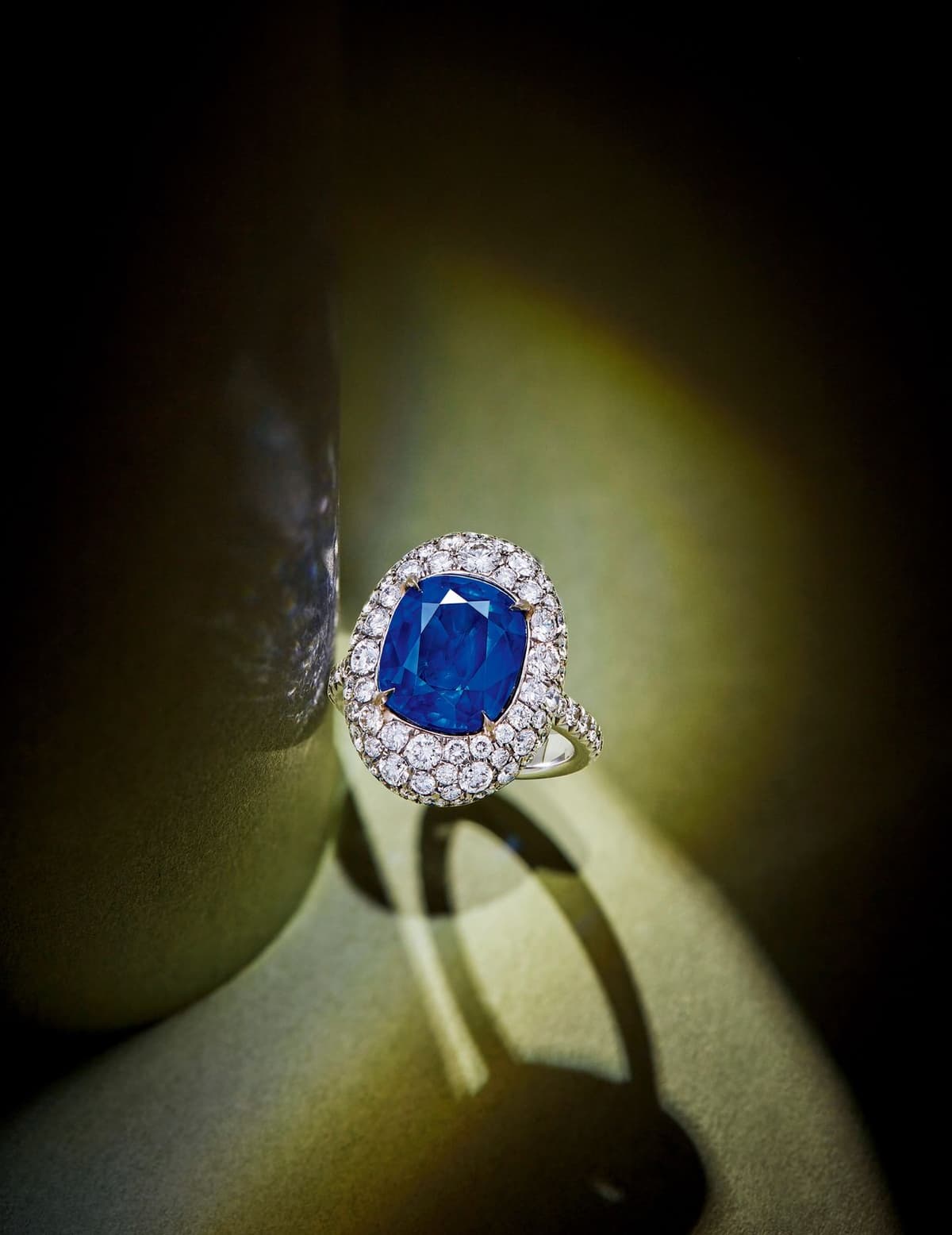 Kashmir Sapphire Ring